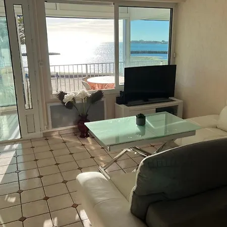 Apartment Appartement Mar E Souleu Avec Terrasse Et Vue Mer Au Grau Du Roi Le Grau-du-Roi