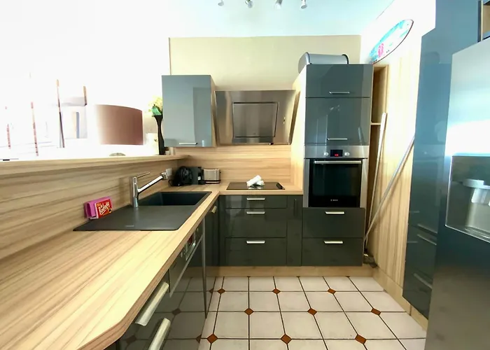 Appartement Mar E Souleu Avec Terrasse Et Vue Au Grau Du Roi