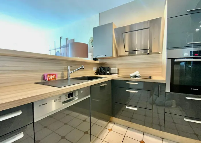 Mar E Souleu Avec Terrasse Et Vue Au Grau Du Roi *